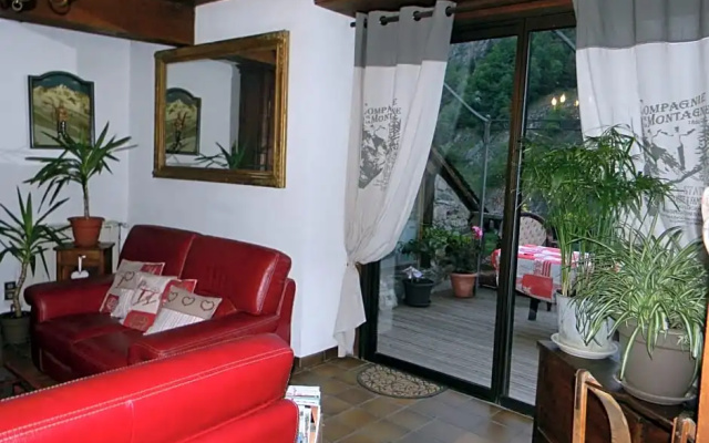 L'arcouli (Adults Only)