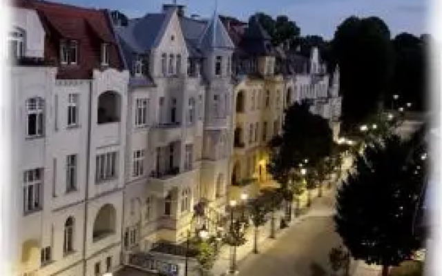visit baltic- Hołdu Pruskiego