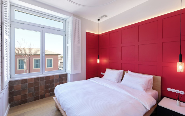 Agora Suites