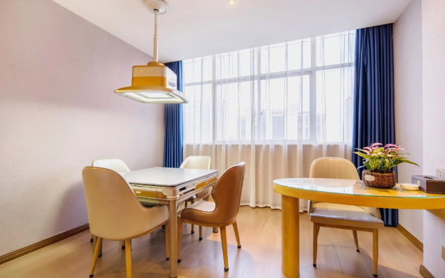 Super 8 Select Hotel (Yangzhou Jiangdu Passenger Transport Station)