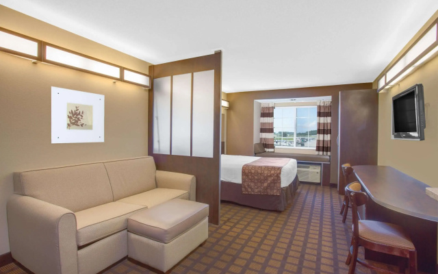 Microtel Inn & Suites by Wyndham Harrisonburg