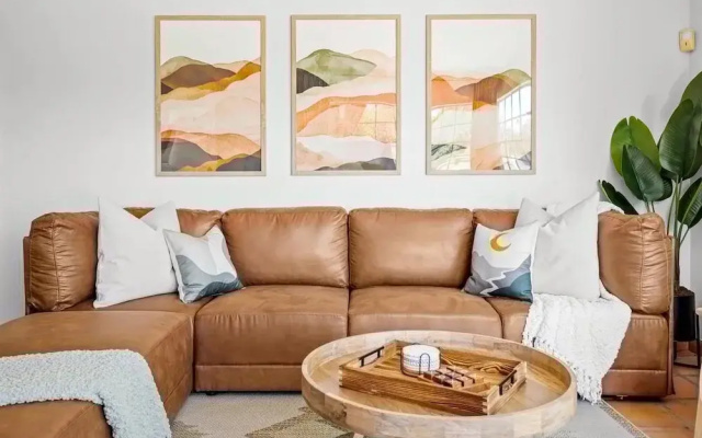 Mid-century Modern Oasis w Calm Backyard Escape