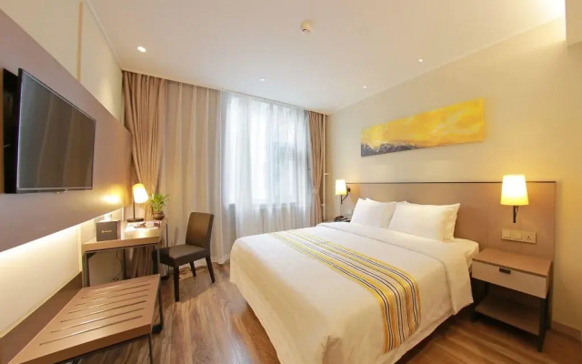 Home Inn Plus Beijing Chaoyangmen Beixiaojie