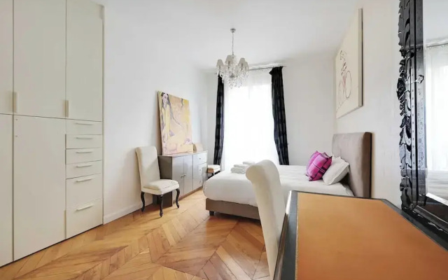 Charming 2br/4p - Georges V / Champs-a%0lysaes