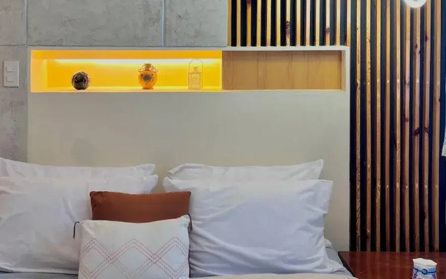 Room-simple, Modern & Cozy Condo in Lafa