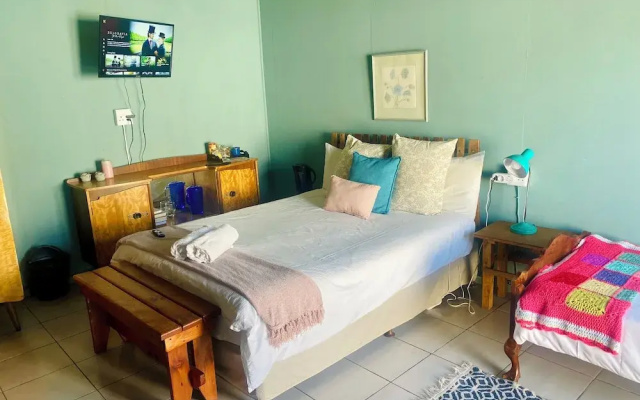Suzies Huis Restaurant Bed and Breakfast