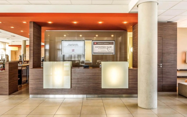 Hotel ibis Friedrichshafen Airport Messe