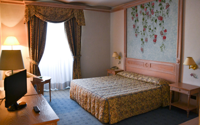 Hotel de La Ville