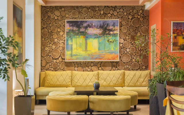 Hotel Lirak