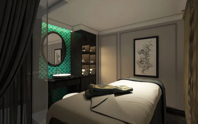 The Emissary Hanoi Hotel & Spa