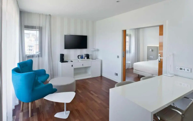 Отель NH Madrid Ventas