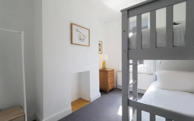 Host Stay Herbert Road