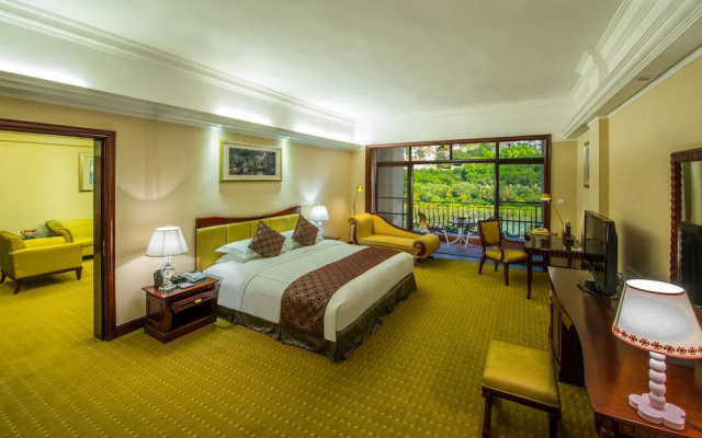 Phoenix City Hotel