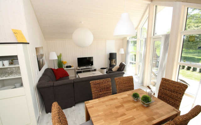Ferienhaus Seebrise mit Sauna am Dummer See