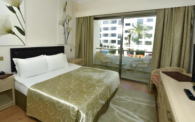 Jasmine Court Hotel