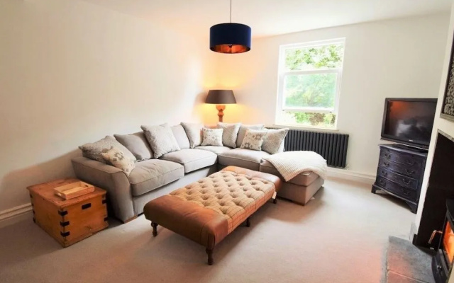 Wayside Cottage