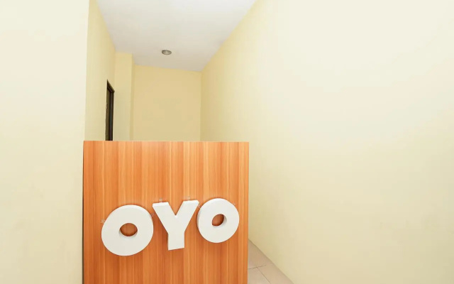 OYO Flagship 910 Menara Rungkut Surabaya
