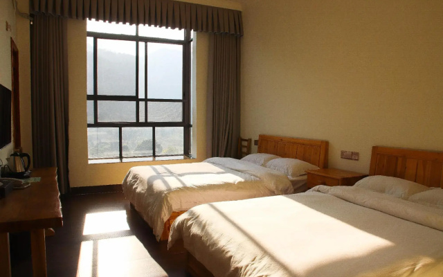 Lvyuan Hotel