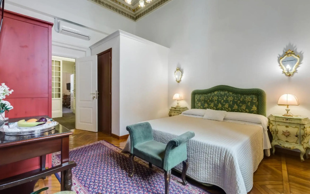 Affreschi Su Roma Luxury B&B