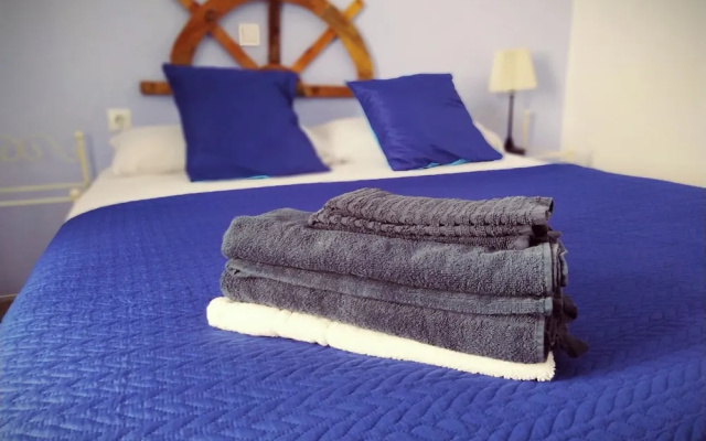 Spanish Galleon Lodge