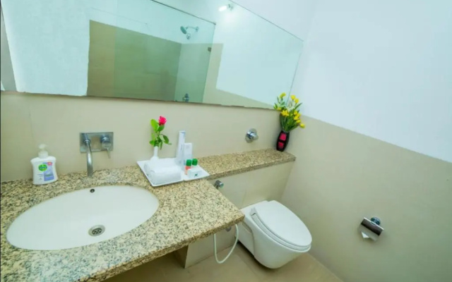 OYO 14502 Hotel Hill View Guest House Hitech City