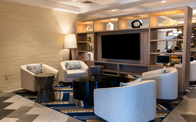 DoubleTree by Hilton Tinton Falls - Eatontown