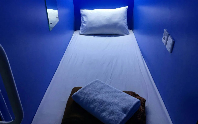 QB Sleep Capsule Hotel