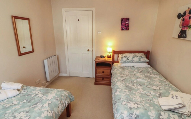 Brookside Cottage