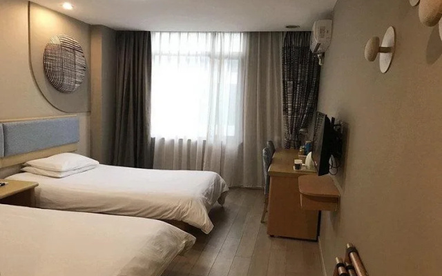 Home Inn Taicang Shanghai East Road