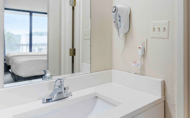 Extended Stay America Suites - Bristol