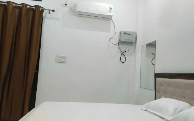 Bharat Raj Homestay By GRB