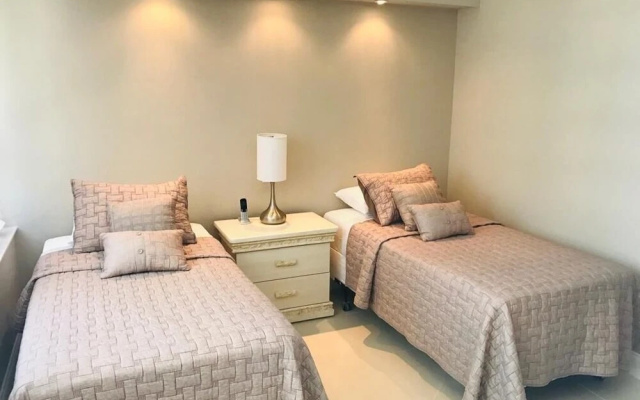 Alexander 706 2 Bedroom Apts by Redawning