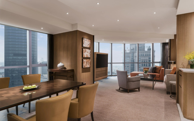 Hyatt Regency Shanghai, Wujiaochang