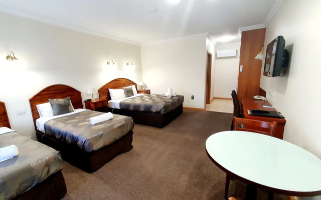 Golden Grain Motor Inn