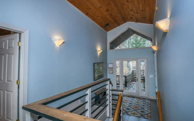 Highland Retreat by Taylor Made Deep Creek
