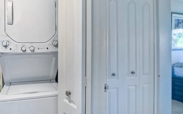 441 S Sierra - Unit 301