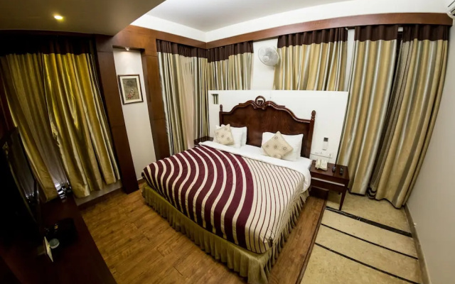 A & M Ressidency
