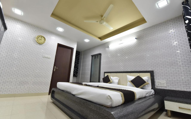 Hotel 7