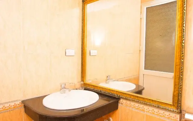 Pearl Hotel