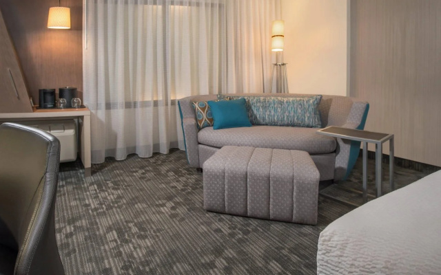 Courtyard by Marriott Fayetteville