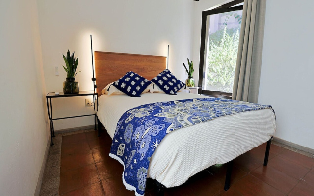 Angelic 2BR Nest - Pool & Hot Tub