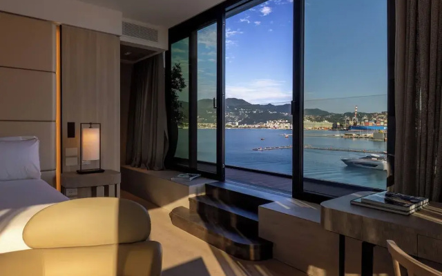 Porto Lotti Suite Hotel