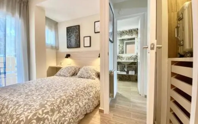 Habitat Barcelona Apartment
