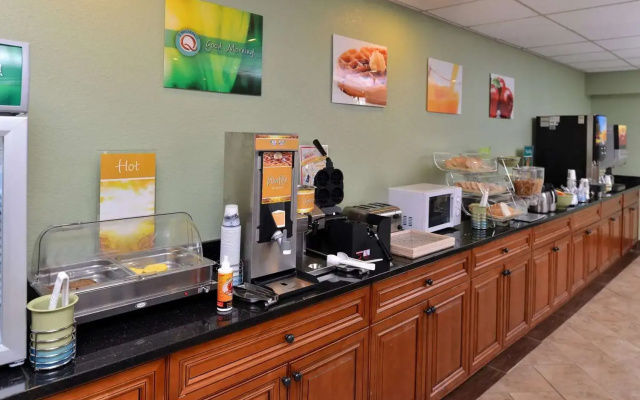 Quality Inn & Suites Matteson