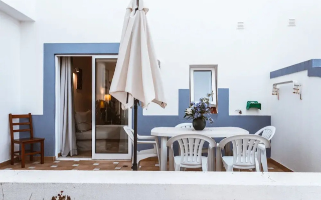 Quinta Velha Pool Terrace Flat15