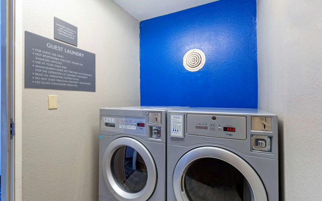 Comfort Inn & Suites Memphis East