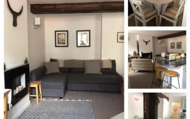 The Cooperage Apartment No 6, The Shore