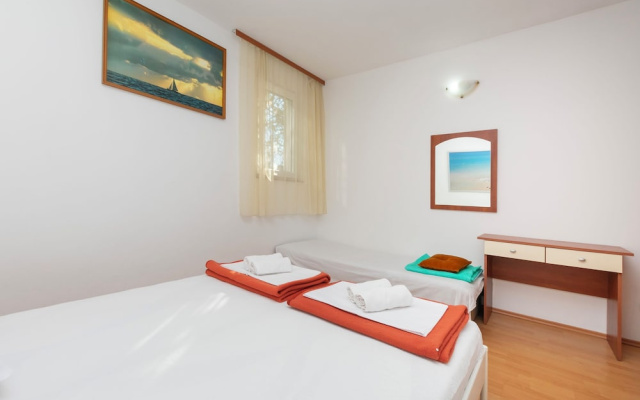 Apartments Ivo