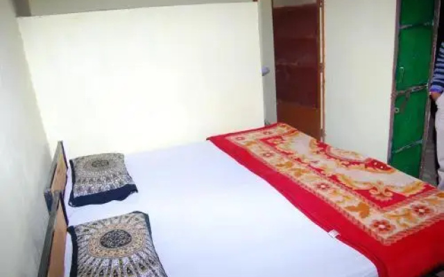 Rajwadi Desert Home Stay