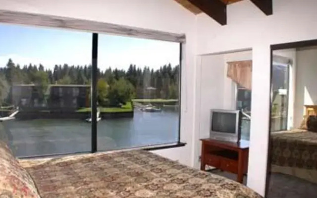 RedAwning Garmish Court Holiday home